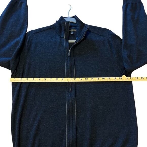 Banana Republic Men’s Sweater Size Large Wool Blend Zip Up Cardigan Leather Trim - Picture 6 of 10